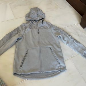 Like New Under Armour Youth size Small full zip jacket